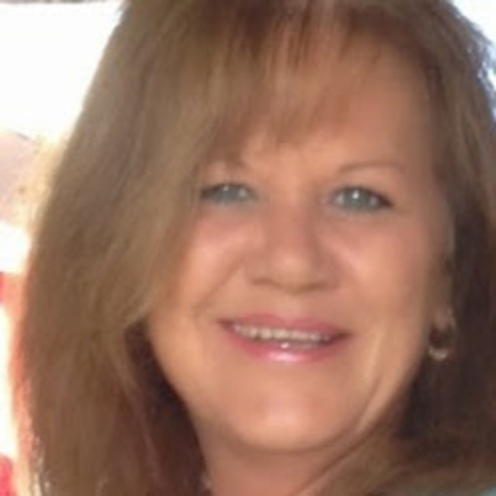 Meet your Posher, Debi